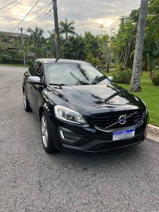 VOLVO XC60 2.0 T5 R DESIGN TURBO GASOLINA 4P AUTOMÁTICO